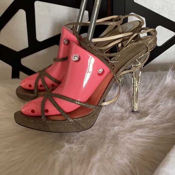 Christian Dior Ankle Wrap Heels - Picture 3 of 16